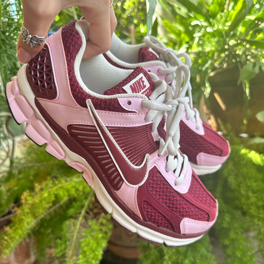 Nike zoom vomero 5